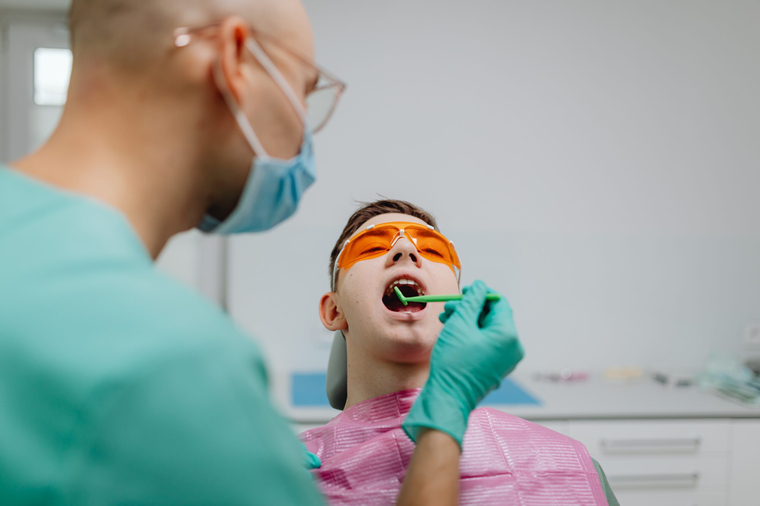 What Your Private Dentist Looks for During a Comprehensive Dental Examination